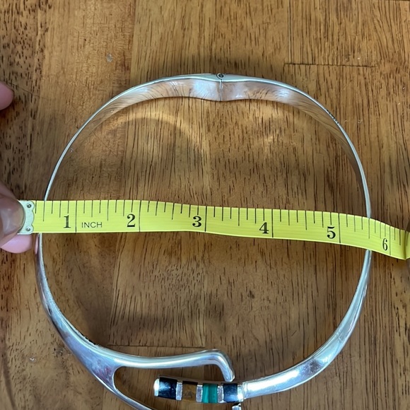 Sterling Silver and Hinged collar Necklace + bracelets this is heavy not light - Picture 3 of 7